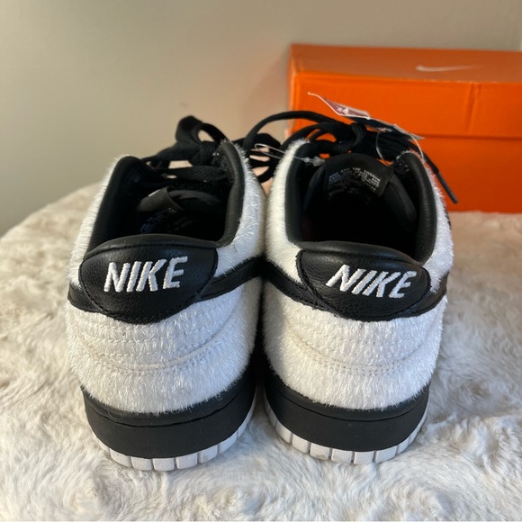 Rare Nike panda fur shoes - Picture 10 of 13